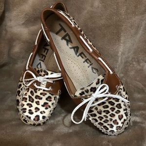 Size 7 Traffic brand loafers
